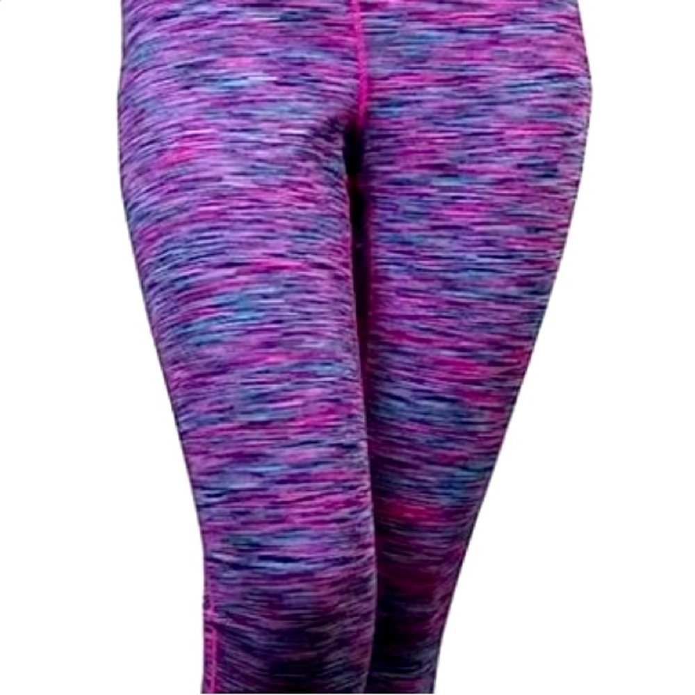 NWOT Idealogy Workout Capri Leggings 💞 - Picture 2 of 4